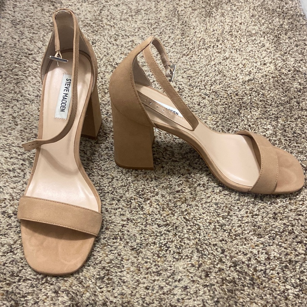 Nude Strappy Heels!